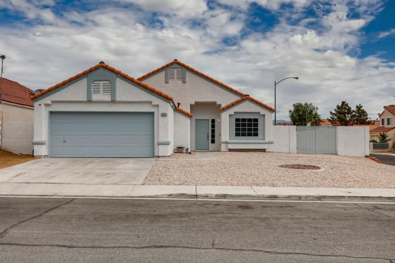 Luxurious House With A Pool, Spa, And Patio, Sleeps 6 Comfortably Las Vegas Luaran gambar