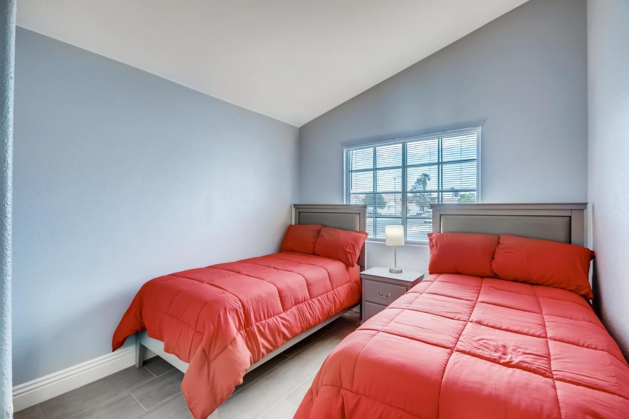 Luxurious House With A Pool, Spa, And Patio, Sleeps 6 Comfortably Las Vegas Luaran gambar