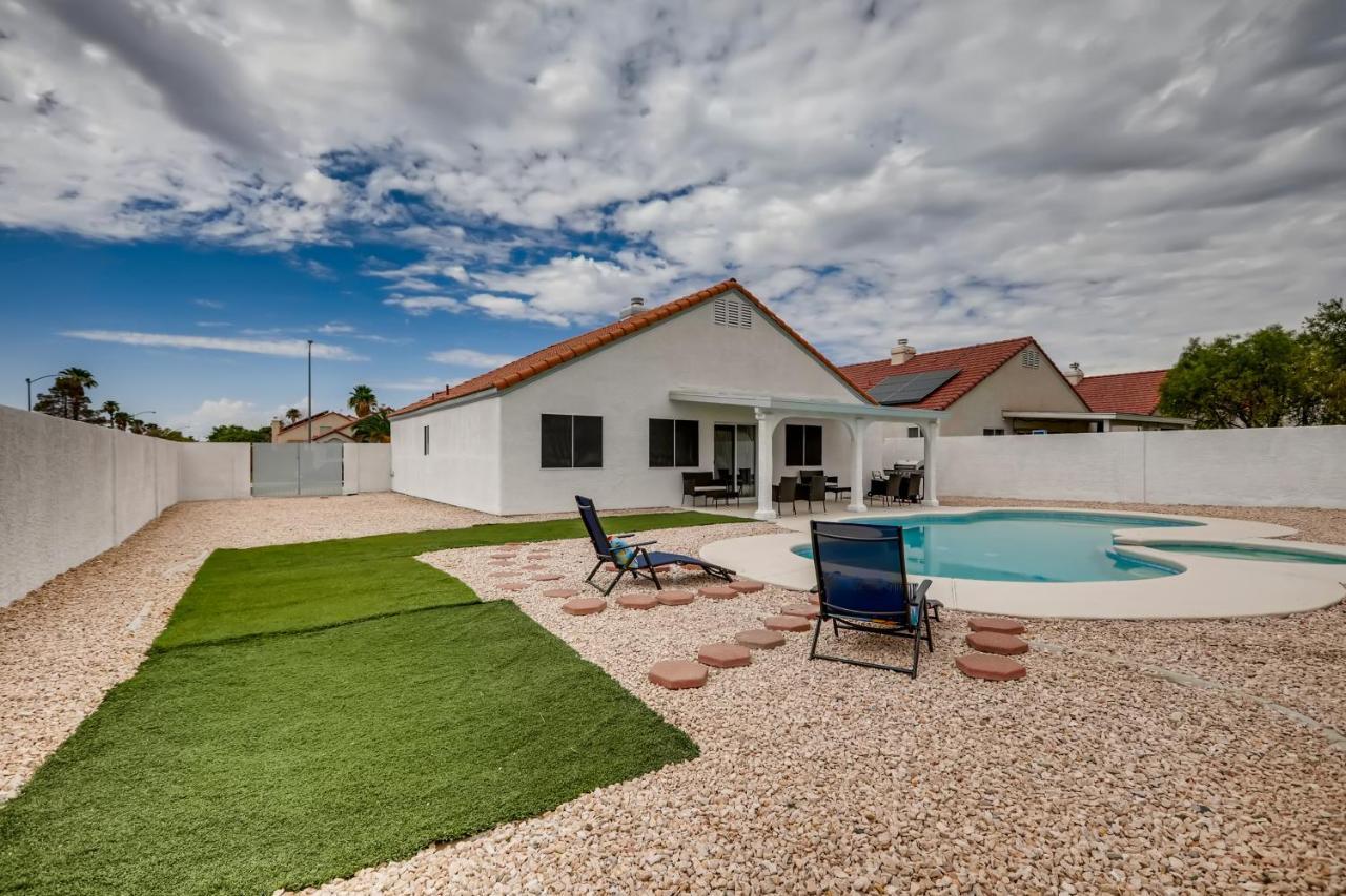 Luxurious House With A Pool, Spa, And Patio, Sleeps 6 Comfortably Las Vegas Luaran gambar