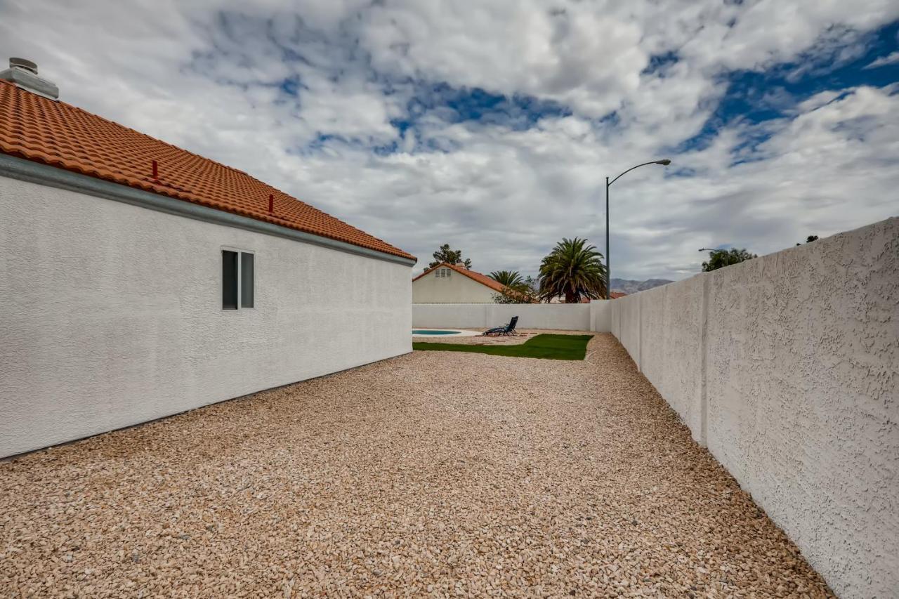 Luxurious House With A Pool, Spa, And Patio, Sleeps 6 Comfortably Las Vegas Luaran gambar
